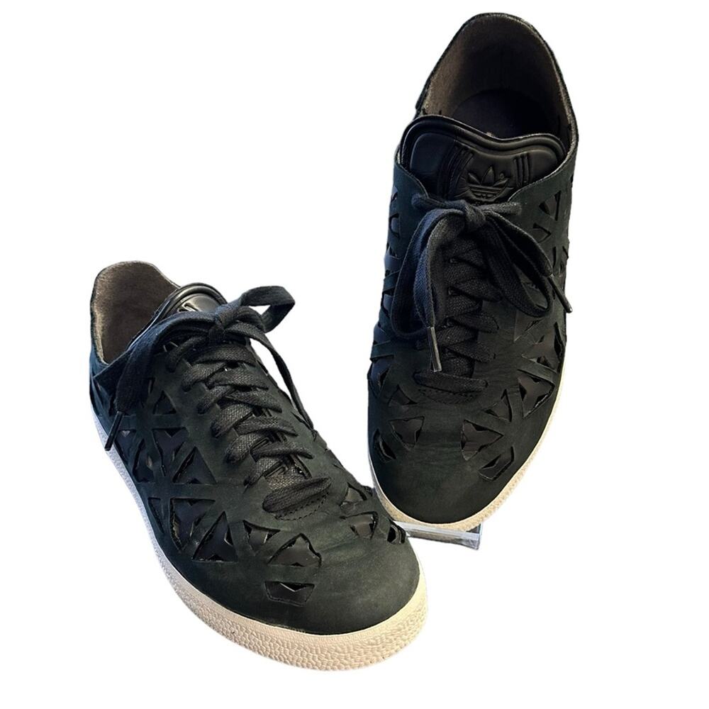 Adidas Gazelle Cutout Suede Sneakers Size 7.5 Black